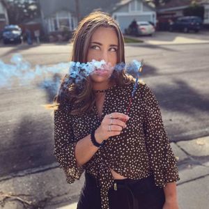 Meet your Posher, Brooke